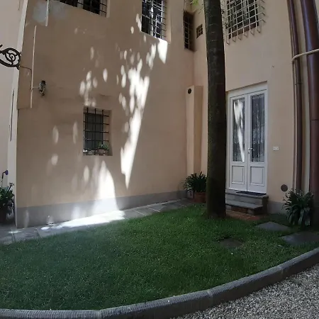 Apartment Il Teatro Romano Suites Lucca